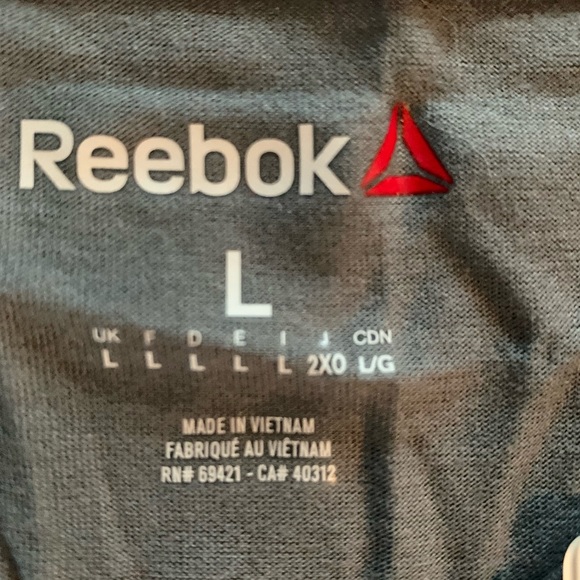 Men’s Reebok Tank - Picture 6 of 6